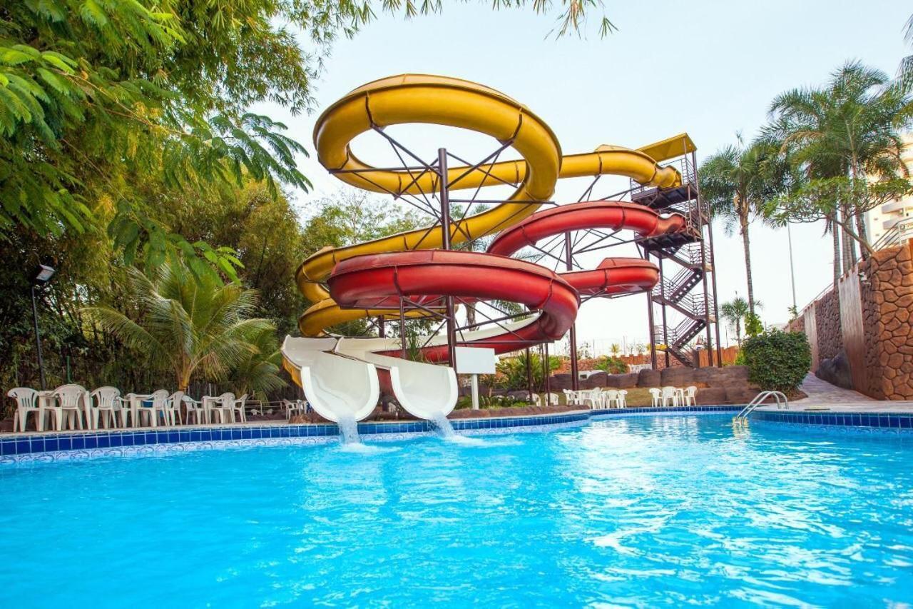 Golden Dolphin Aparthotel Caldas Novas Eksteriør bilde